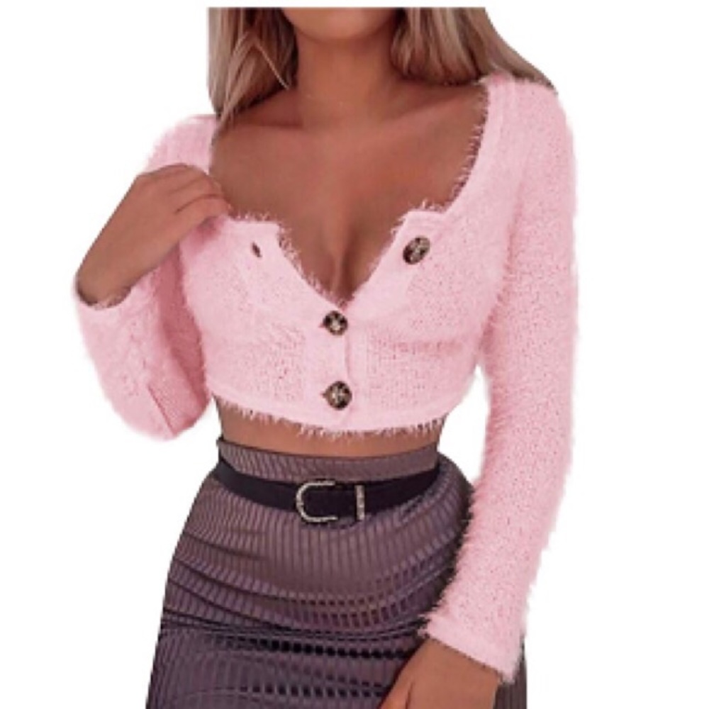 Fuzzy pink cropped sweater